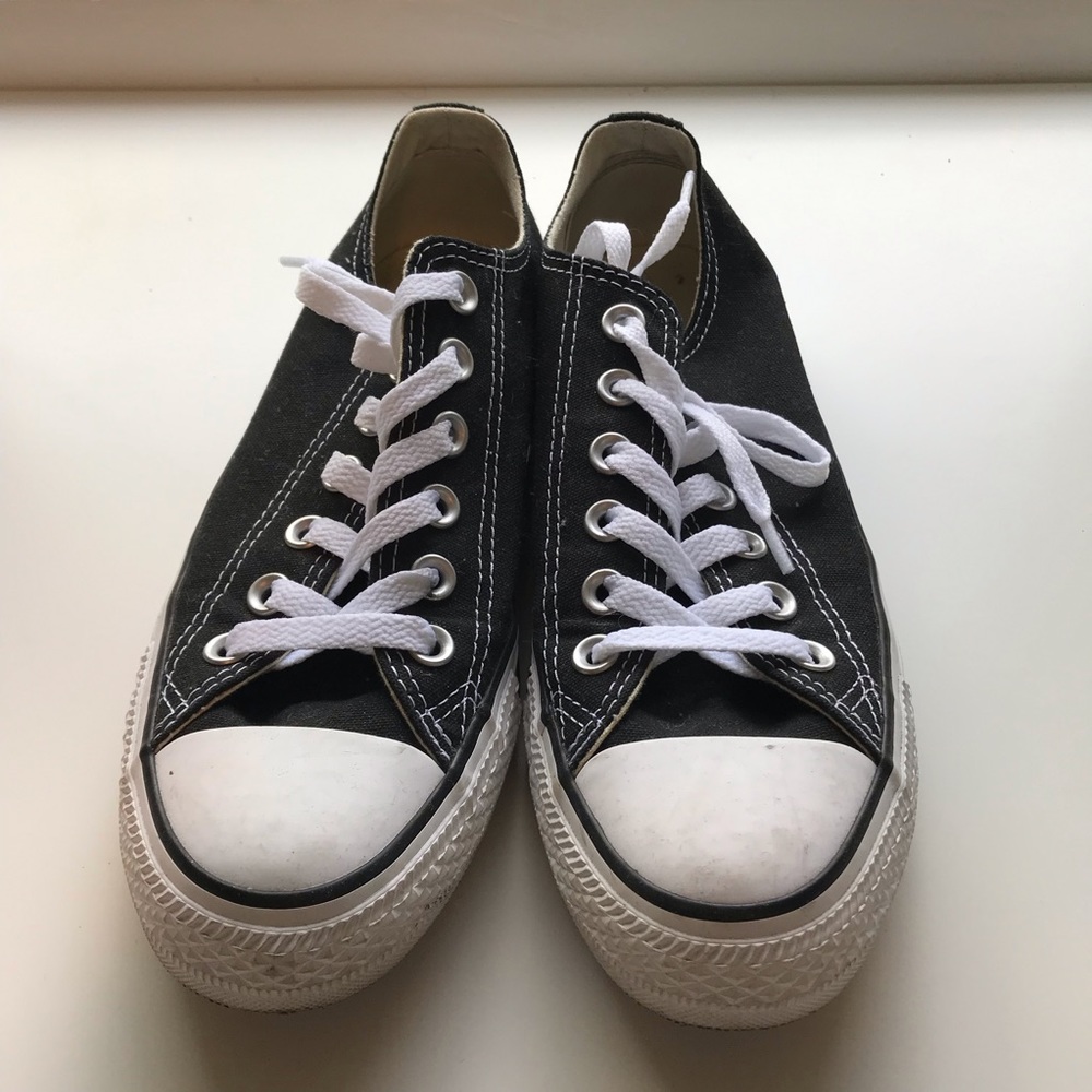 Black Converse
